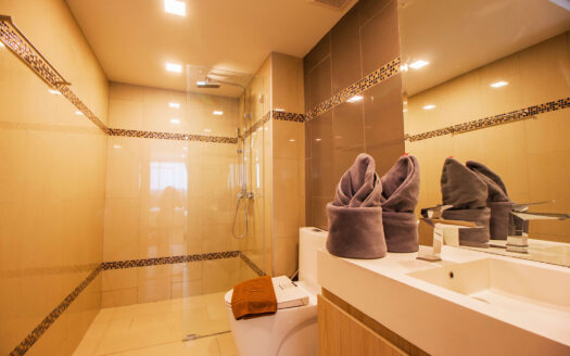 Luxusní byt 200m od pláže