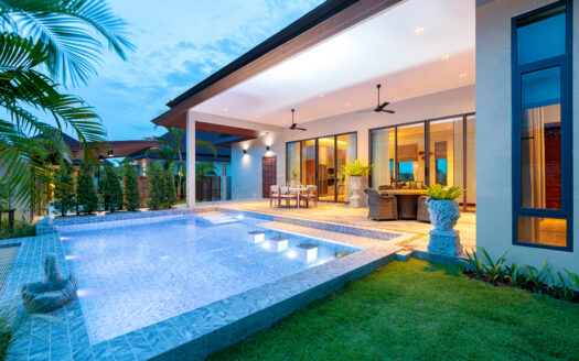 Nová vilka vedle golfu, Hua Hin