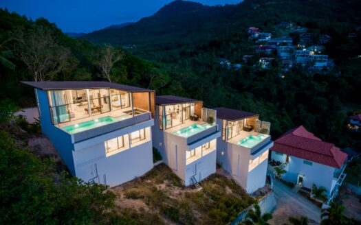 Moderní vila s výhledem na moře