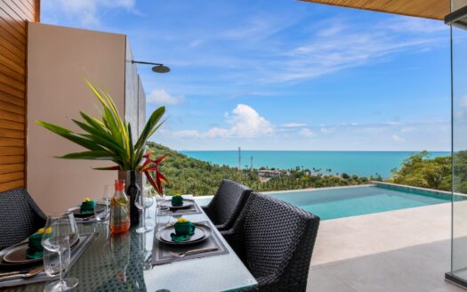 Moderní vila s výhledem na moře