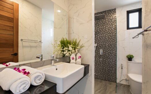 Moderní vila s výhledem na moře