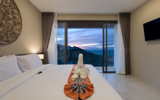 Moderní vila s výhledem na moře