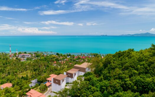 Moderní vila s výhledem na moře